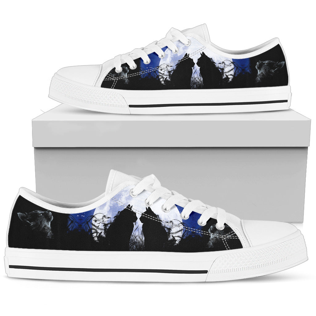 Cats and Moon Women's Low Top Shoe