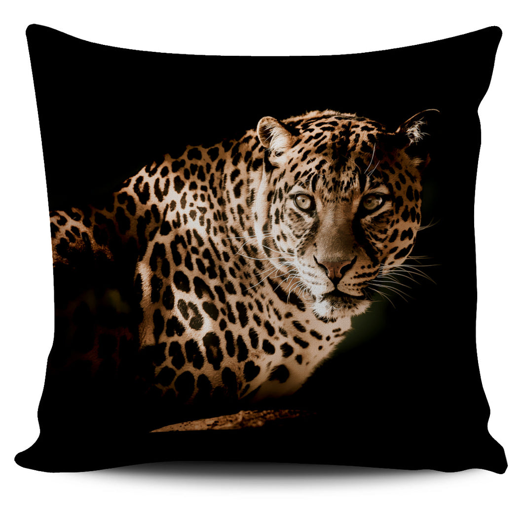 Big Cats Pillow Covers (Leopard Stare)